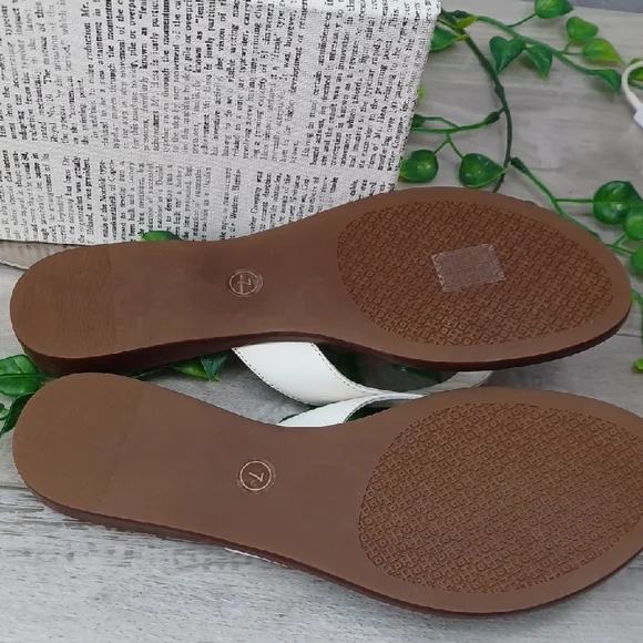 Tory Burch Benton Leather Sandal NWOT - Picture 6 of 7